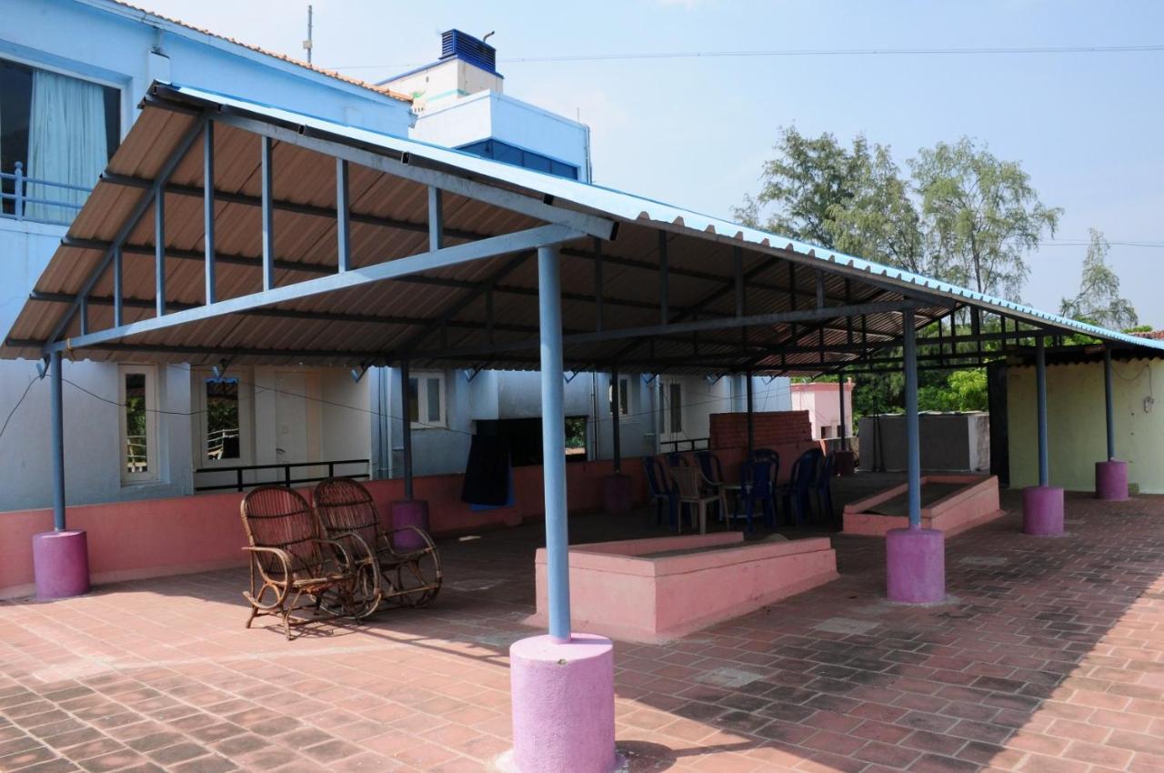 Arunachala Ramana Home Tiruvannāmalai Exterior foto